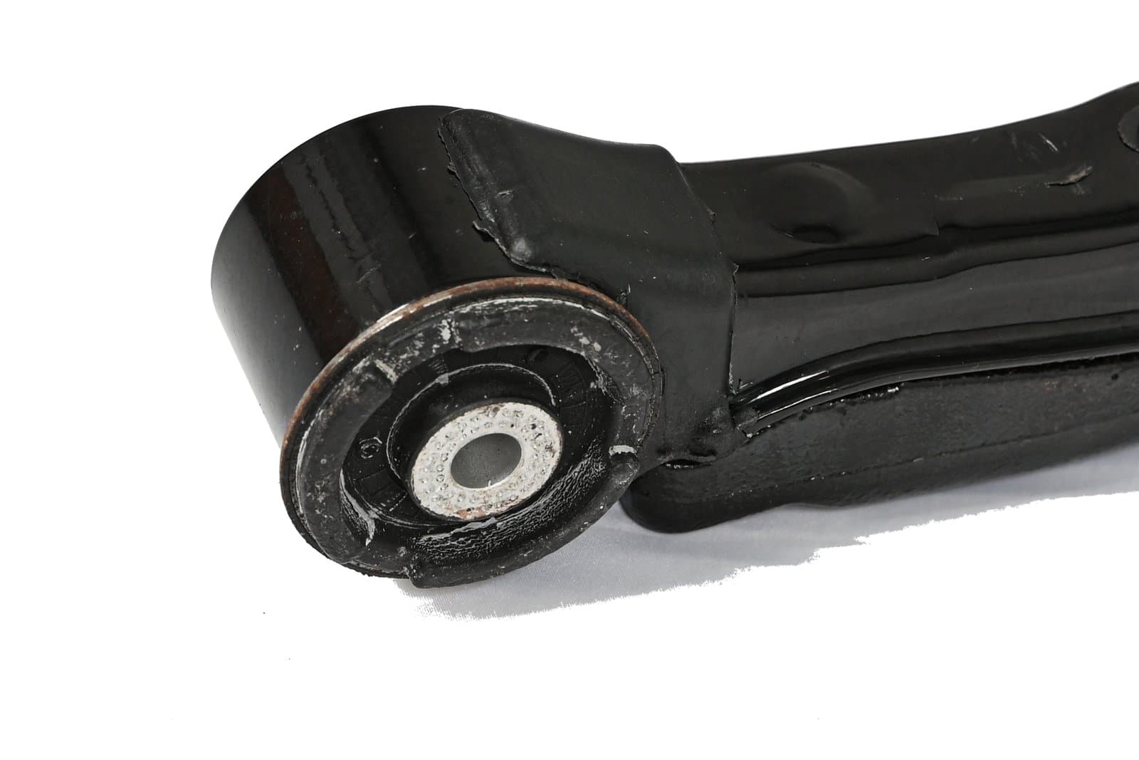 Braço de Suspensão Superior Dianteiro Direito Model 3 (2017-2023) - vista 4