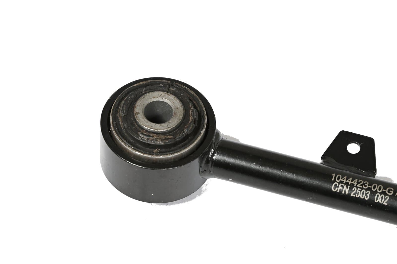Braço Superior Posterior da Suspensão Traseira Model 3 / Model Y - vista 2