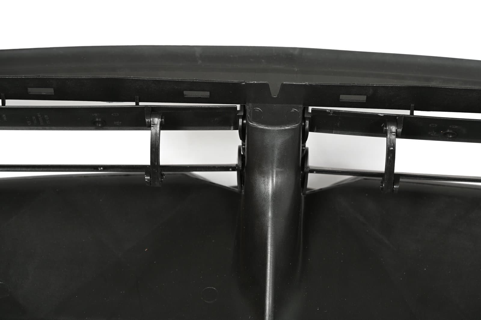 Grelha Dianteira Ativa Model 3 - vista 3